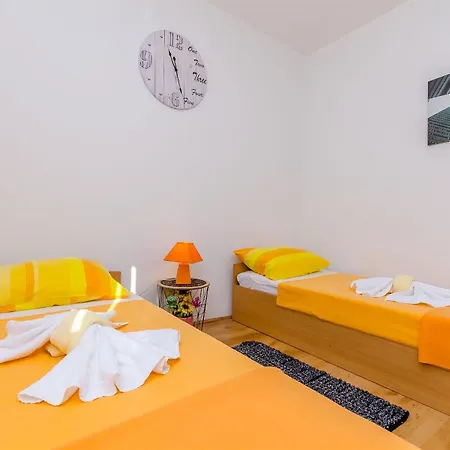 Apartment Olga Trogir