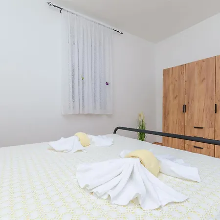 Apartment Olga Trogir