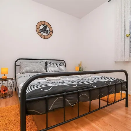 Olga Apartment Trogir